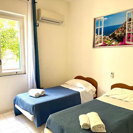 Venus Apartment Positano Exteriör bild
