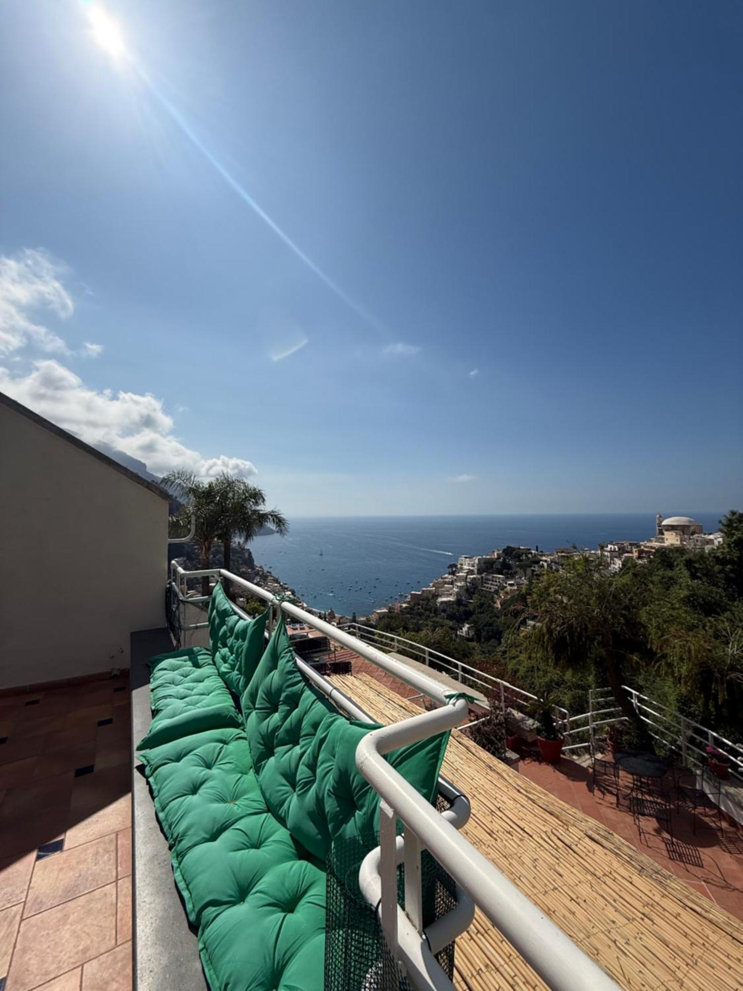 Venus Apartment Positano Exteriör bild