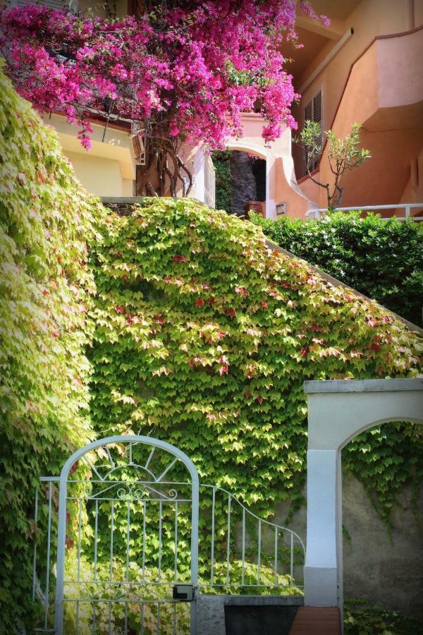 Venus Apartment Positano Exteriör bild
